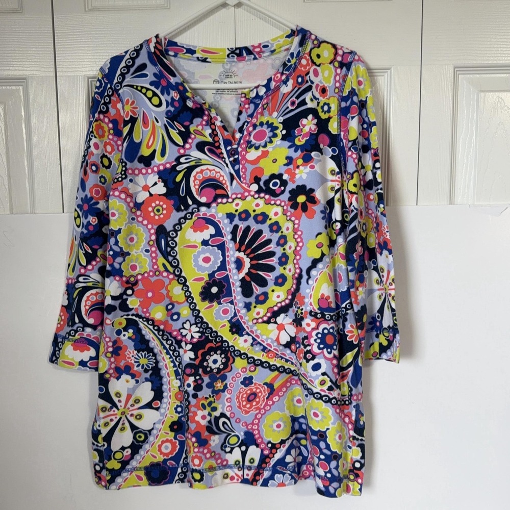 T By Talbots Womens M Paisley Tunic Top 3/4 Sleeve V Neck UPF 50 Multicolor